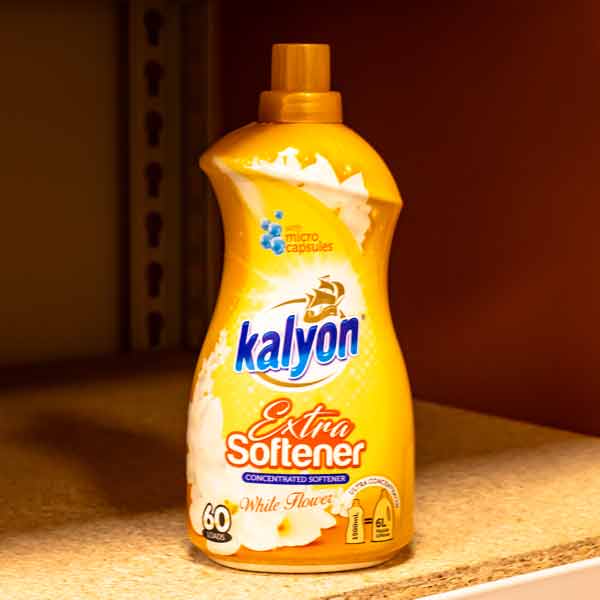 Кондиционер концентрат для белья 1,5л. Белые цветы KALYON